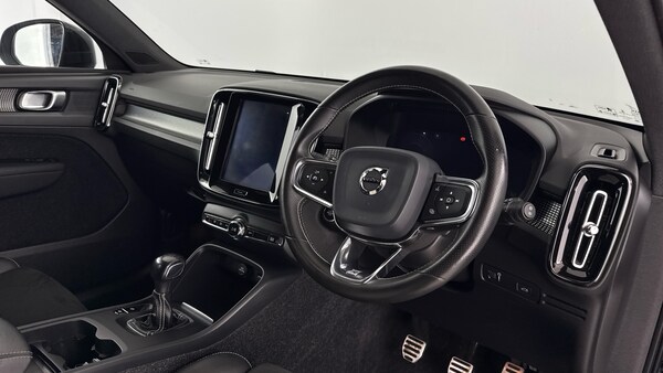 Used Volvo XC40 2020 for sale - 75561070: Photo 44