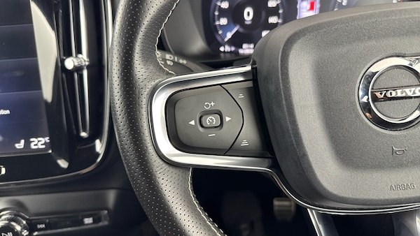Used Volvo XC40 2020 for sale - 75561070: Photo 55