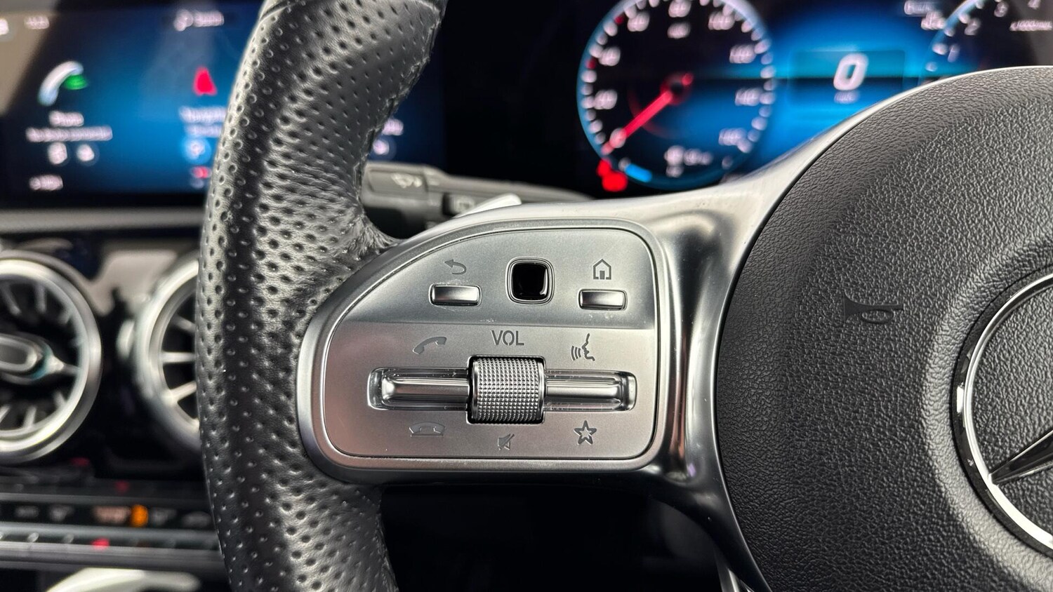 Used Mercedes-Benz CLA 2022 for sale - 77883057: Photo 18