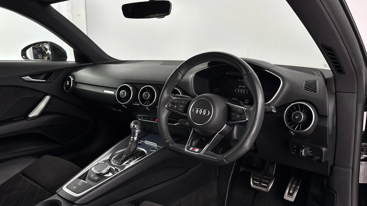 Used Audi TT 2019 for sale - 77970338: Photo 10