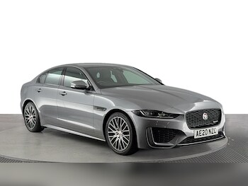 Used Jaguar XE 2020 for sale - 75196534: Photo