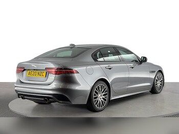 Used Jaguar XE 2020 for sale - 75196534: Photo