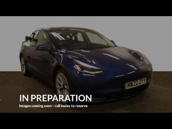 2022 - RWD 4dr Auto