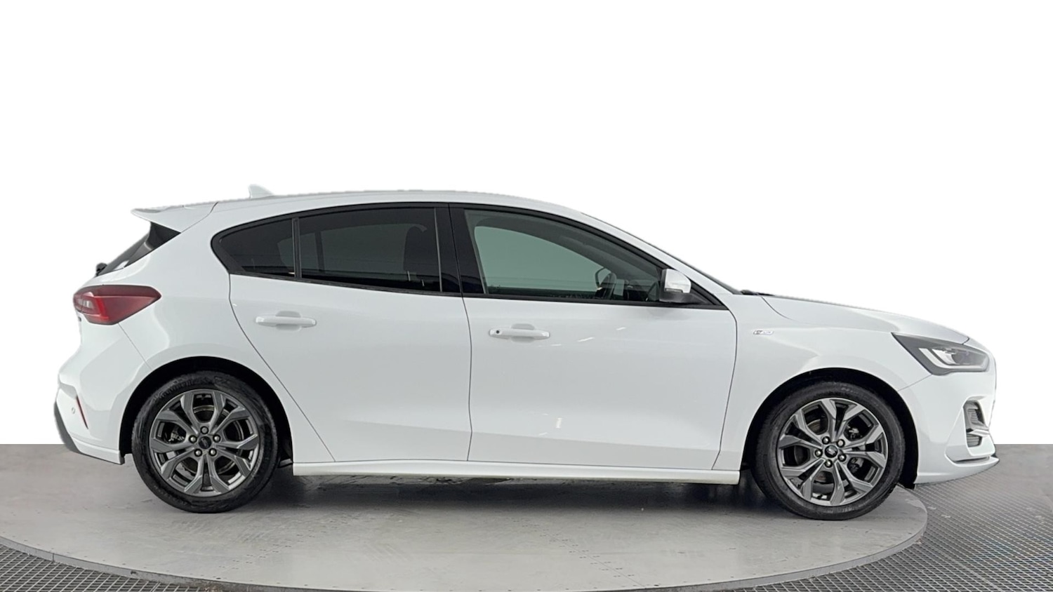 Used Ford Focus 2023 for sale - 76010890: Photo 3