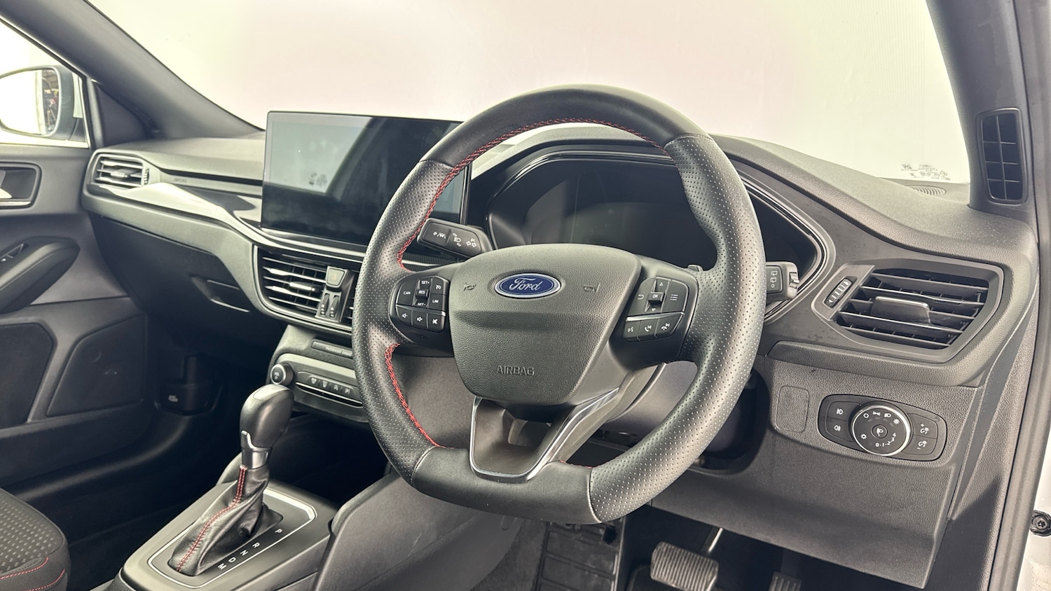 Used Ford Focus 2023 for sale - 76010890: Photo 44