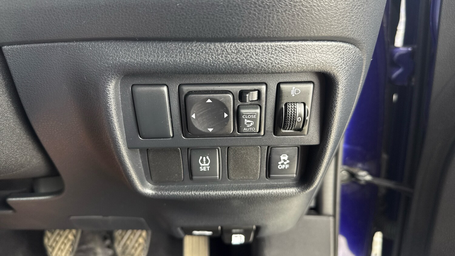 Vehicle 25