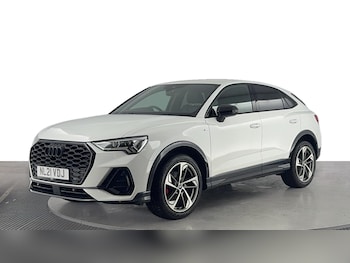 Audi - Q3