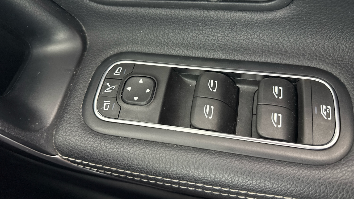 Used Mercedes-Benz CLA 2022 for sale - 76181235: Photo 23