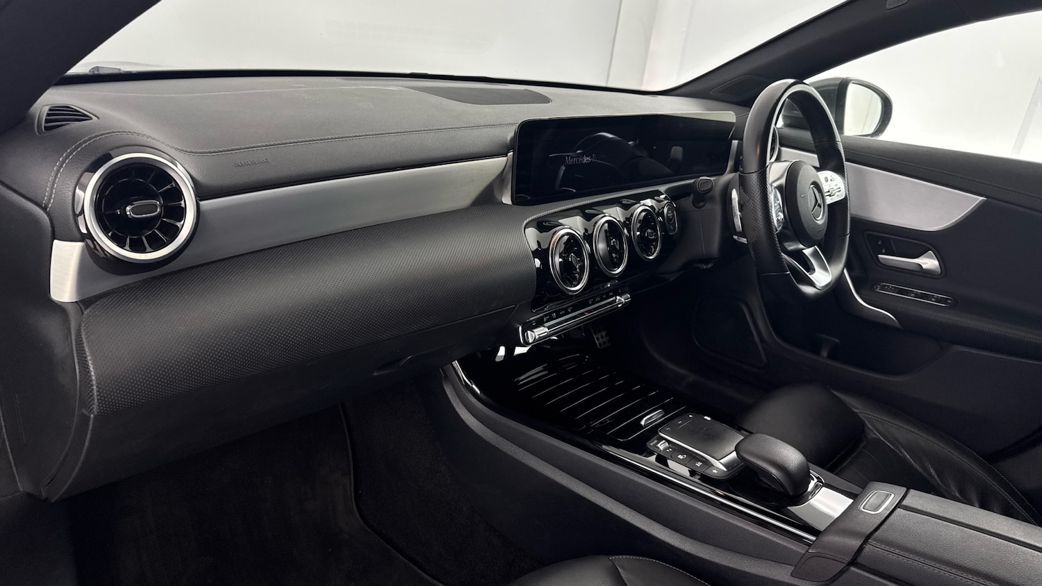 Used Mercedes-Benz CLA 2022 for sale - 76181235: Photo 44