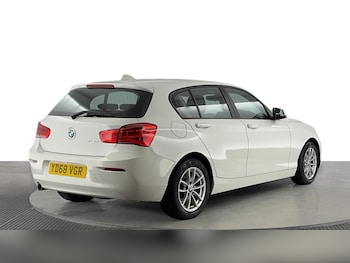 Used BMW 1 Series 2018 for sale - 76159732: Photo