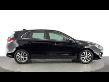 Used Hyundai i30 2018 for sale - 75133437: Photo
