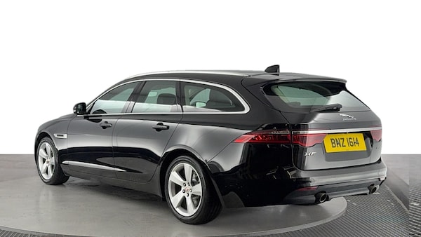 Used Jaguar XF 2018 for sale - 76250443: Photo 41