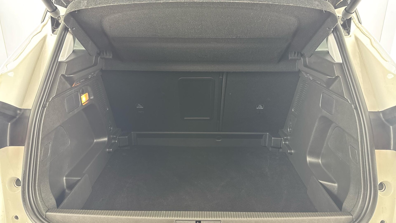 Used Vauxhall Grandland for sale - 77753878: Photo 15