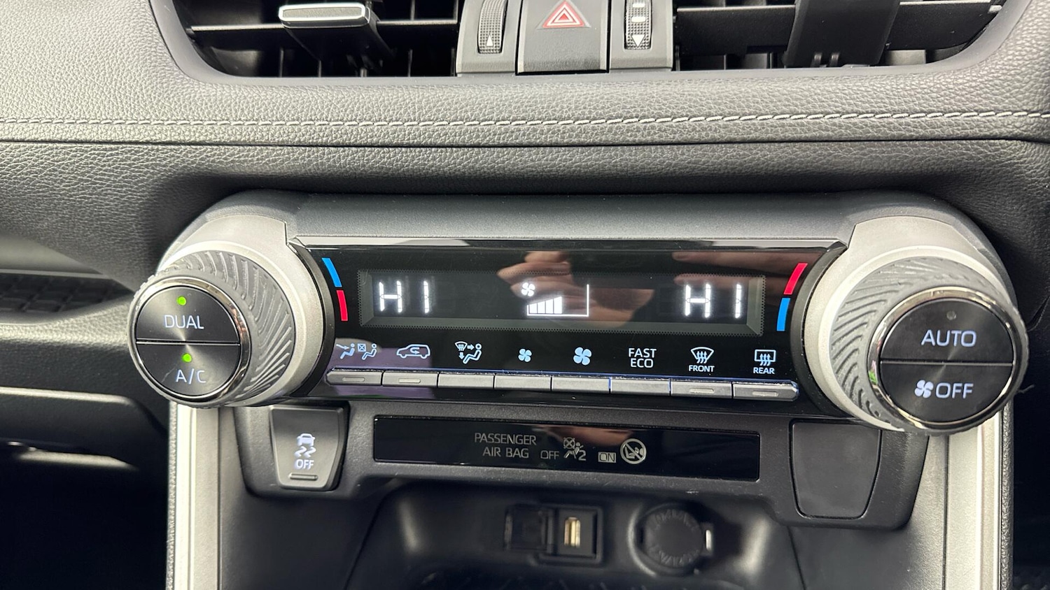 Used Toyota RAV4 2020 for sale - 77969961: Photo 16