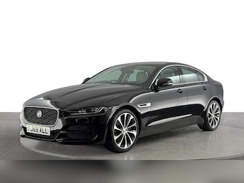 Used Jaguar XE 2019 for sale - 76018001: Photo