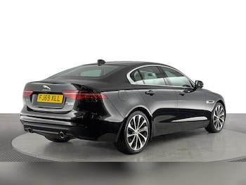 Used Jaguar XE 2019 for sale - 76018001: Photo