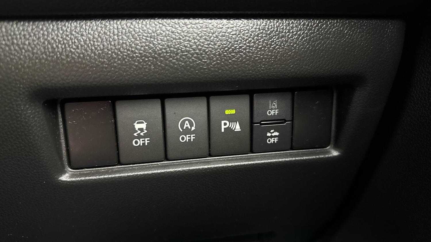 Used Suzuki Swift 2023 for sale - 78034611: Photo 24