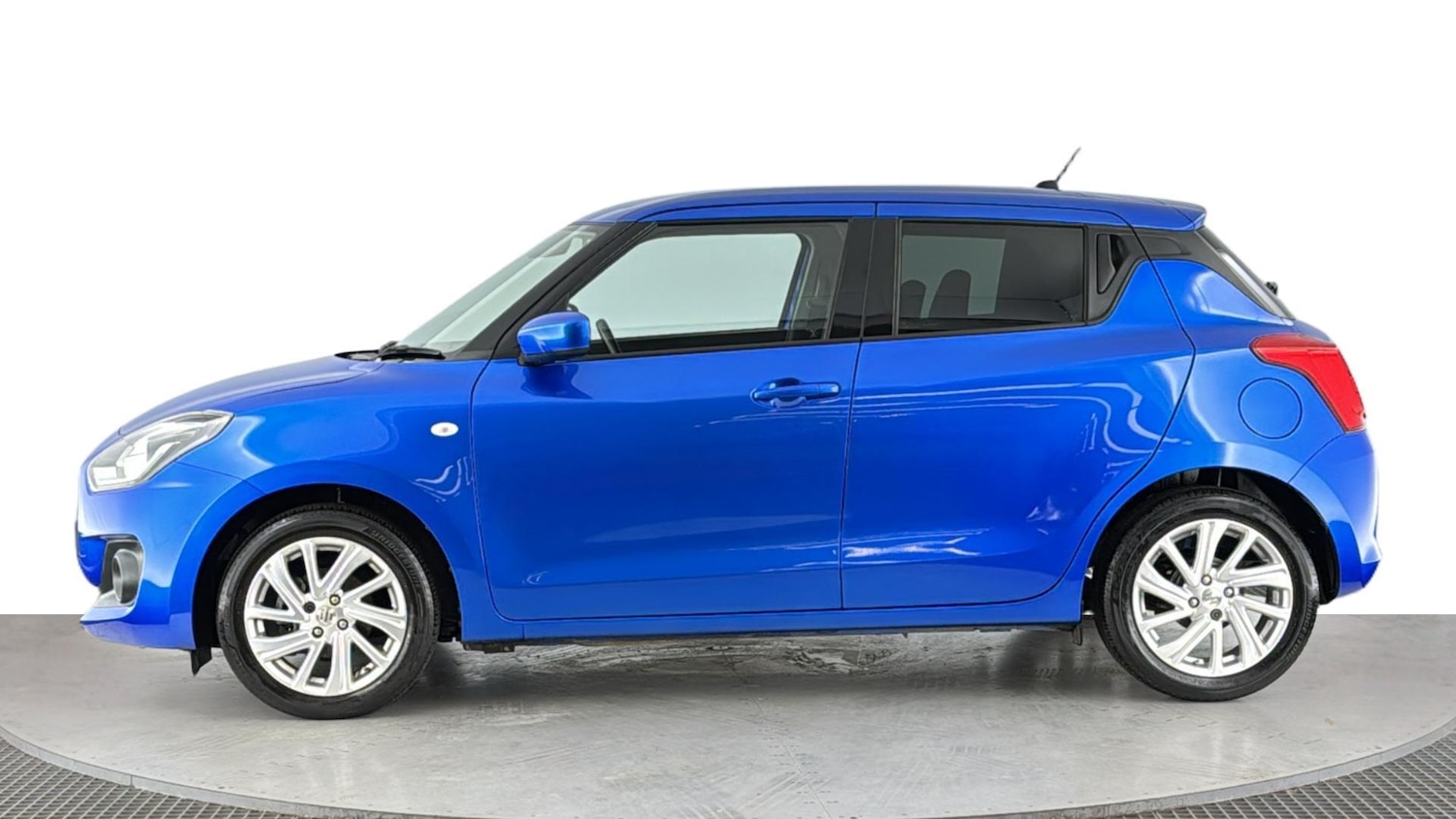 Used Suzuki Swift 2023 for sale - 78034611: Photo 7