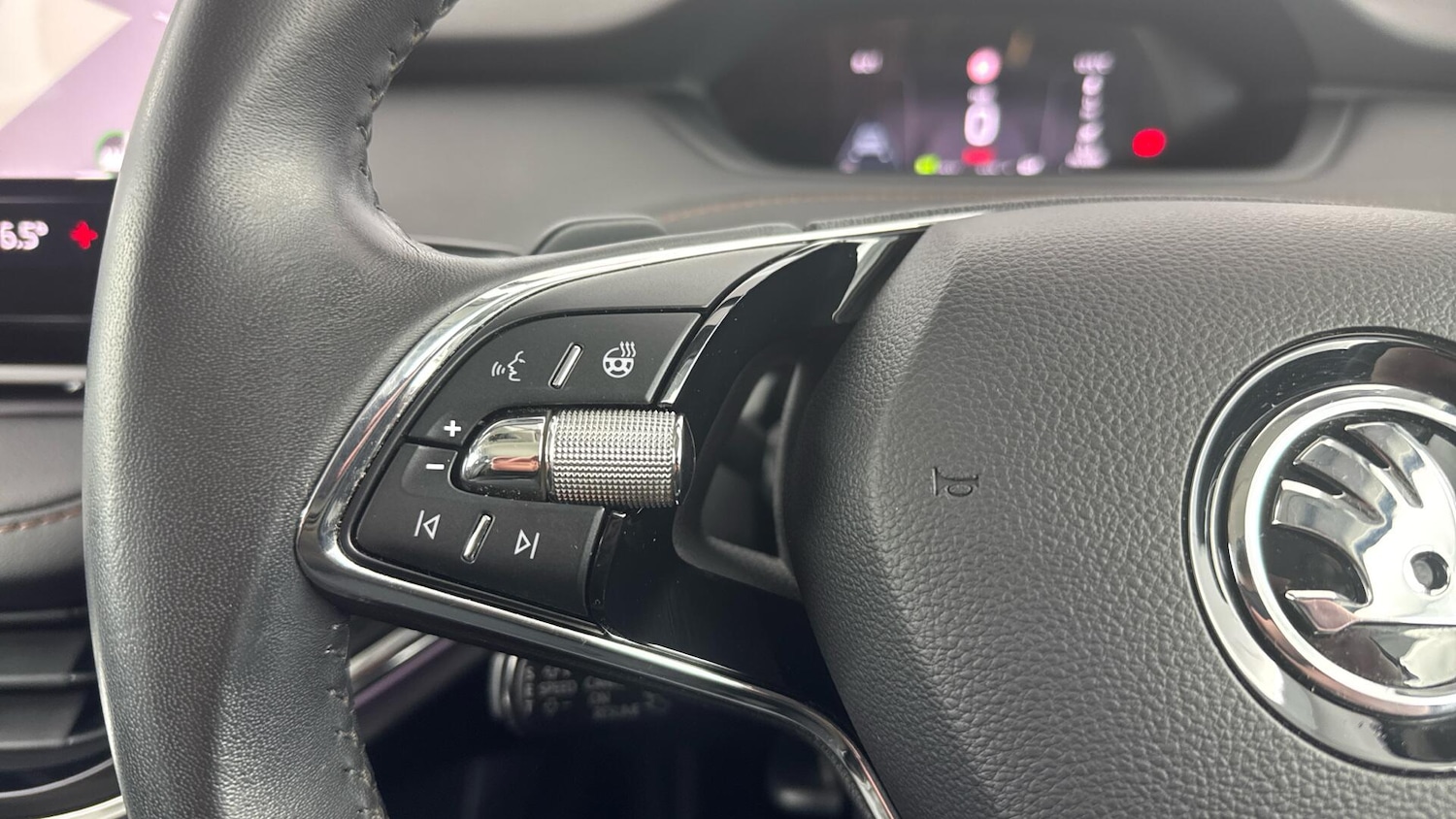 Used Skoda Enyaq 2023 for sale - 77575350: Photo 21