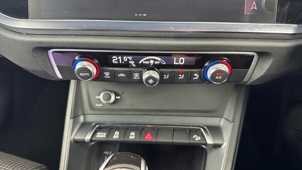 Used Audi Q3 2021 for sale - 75999358: Photo 18