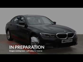 2022 - 330E Se Pro 4-Door