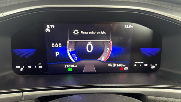 Used Volkswagen T-Roc 2023 for sale - 76144460: Photo 13