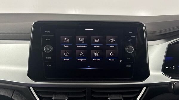 Used Volkswagen T-Roc 2023 for sale - 76144460: Photo 17
