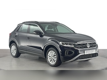 Used Volkswagen T-Roc 2023 for sale - 76144460: Photo 2