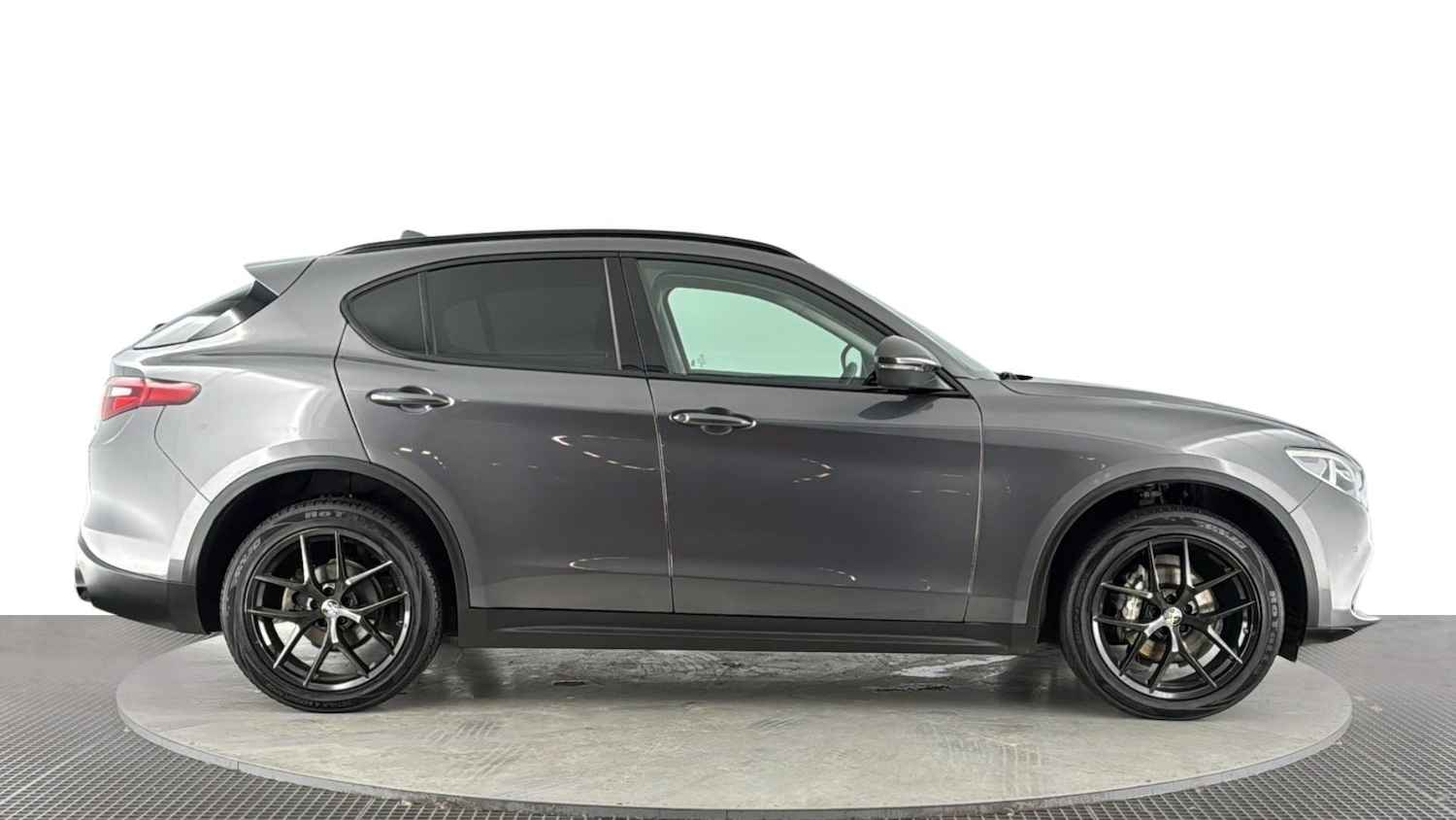 Used Alfa Romeo Stelvio 2020 for sale - 78185104: Photo 3