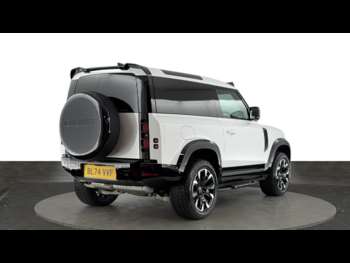 Used Land Rover Defender 90 2025 for sale - 74770790: Photo