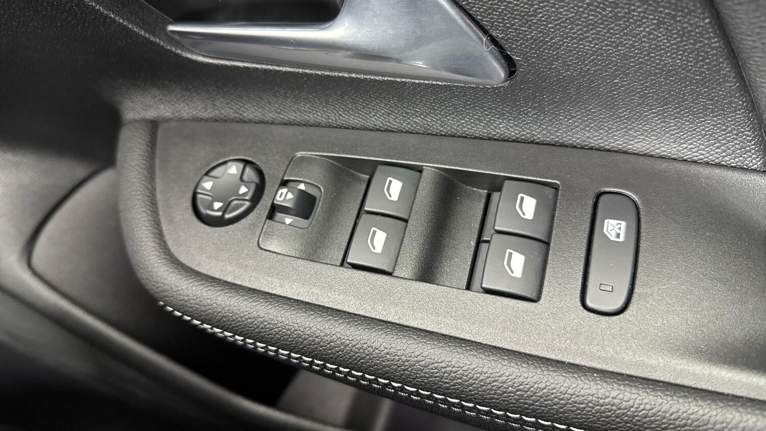 Used Vauxhall Mokka Electric 2025 for sale - 77586330: Photo 23