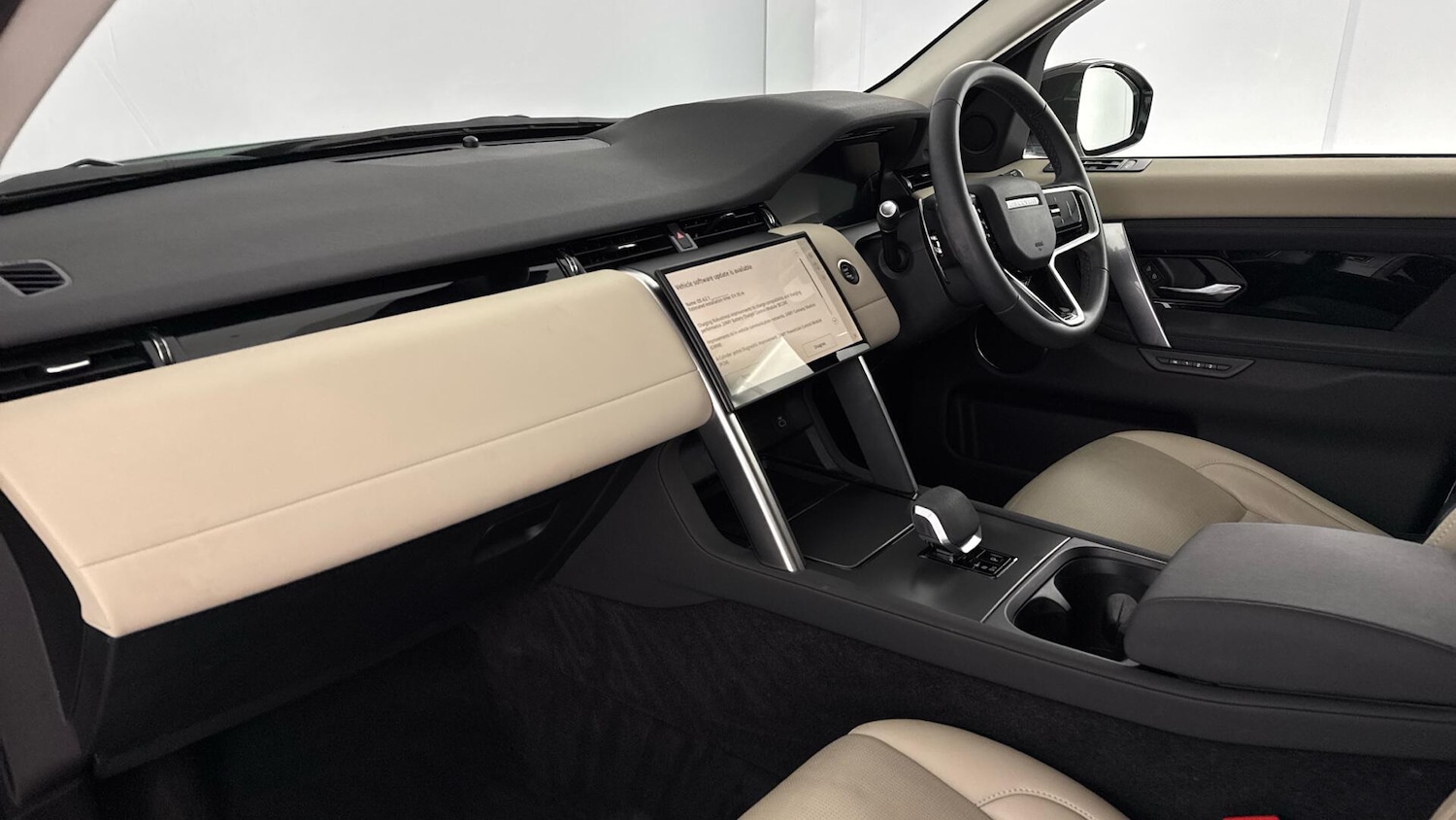 Used Land Rover Discovery Sport for sale - 77809013: Photo 10