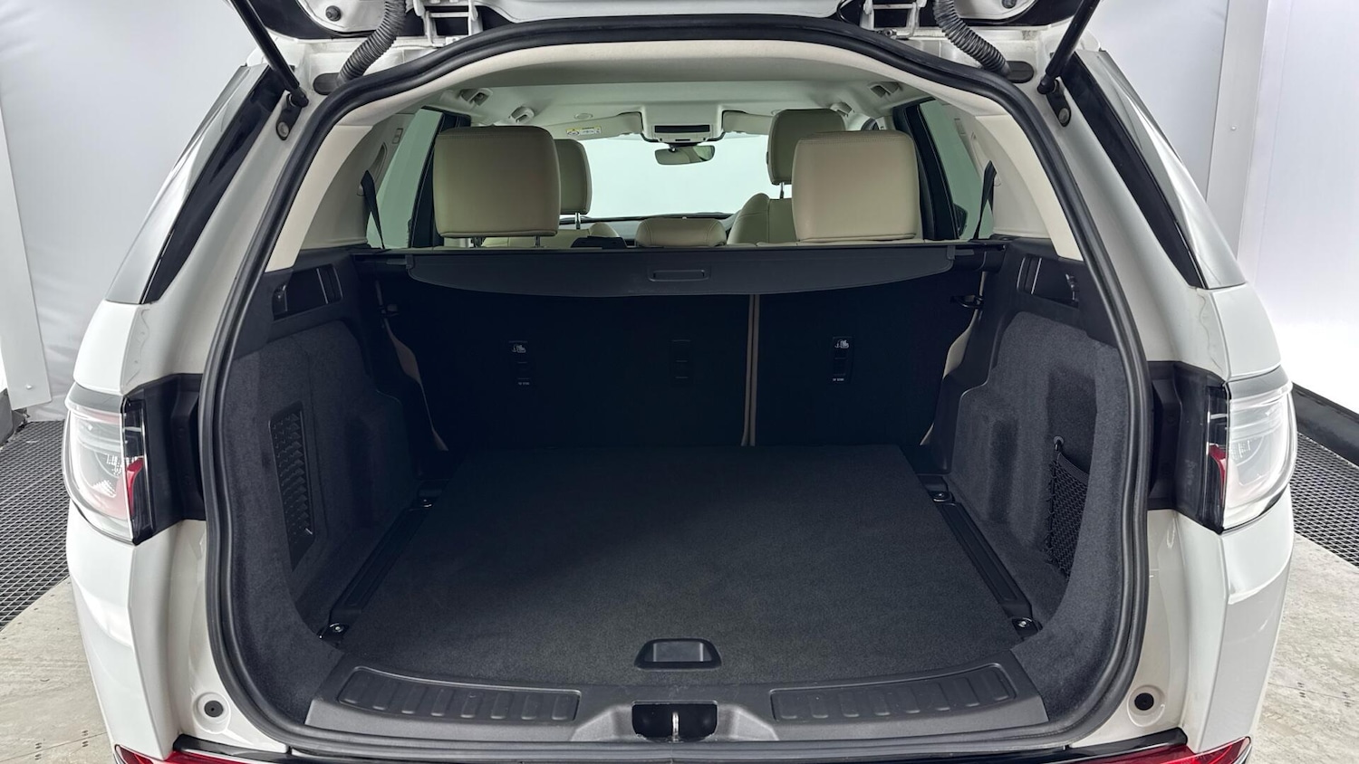 Used Land Rover Discovery Sport for sale - 77809013: Photo 15