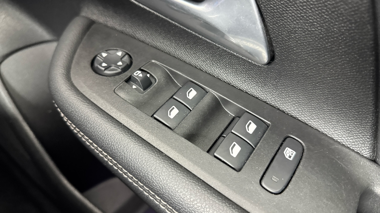 Used Vauxhall Mokka 2023 for sale - 76129160: Photo 18