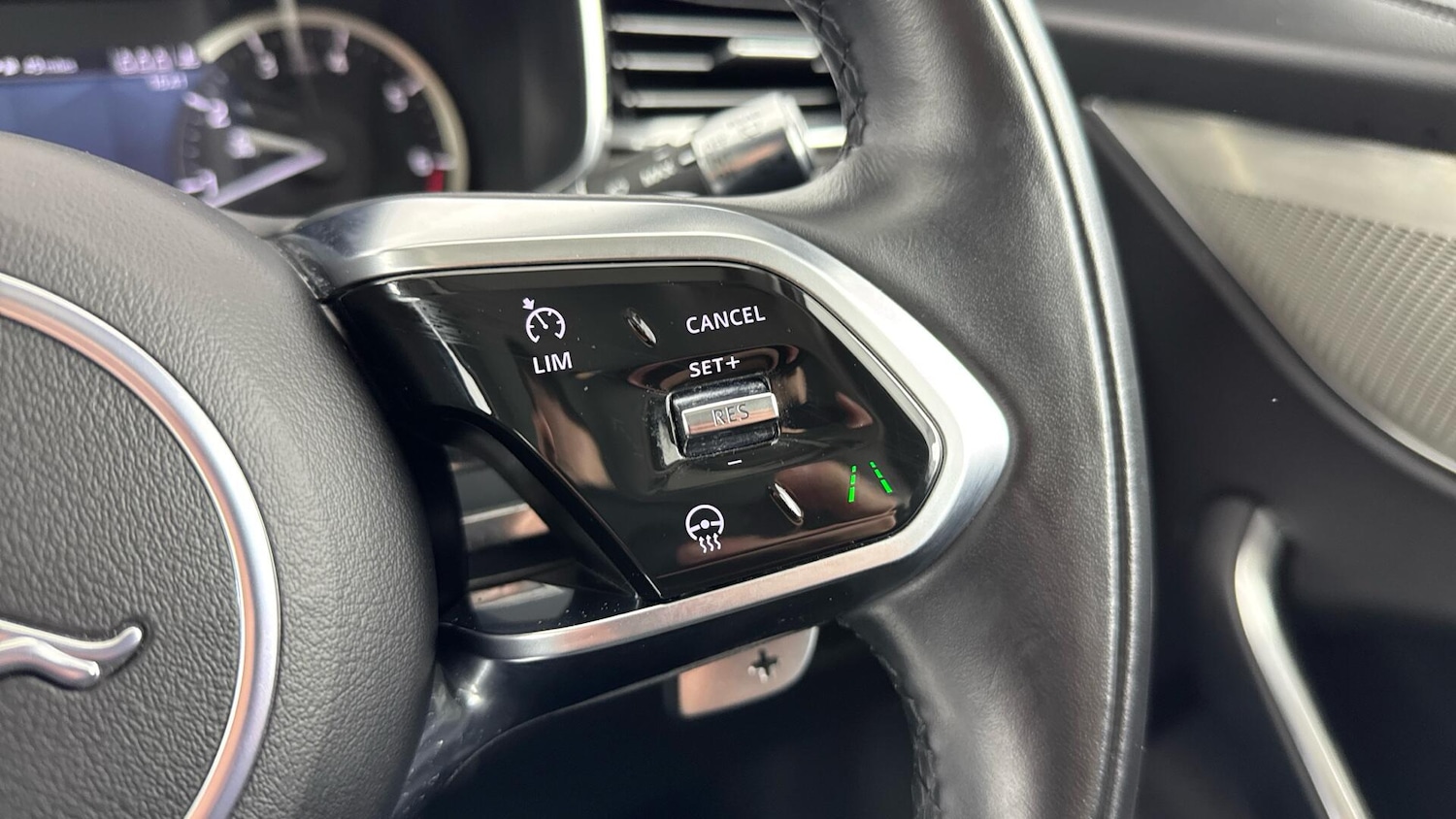 Used Jaguar F-Pace 2022 for sale - 78085741: Photo 18