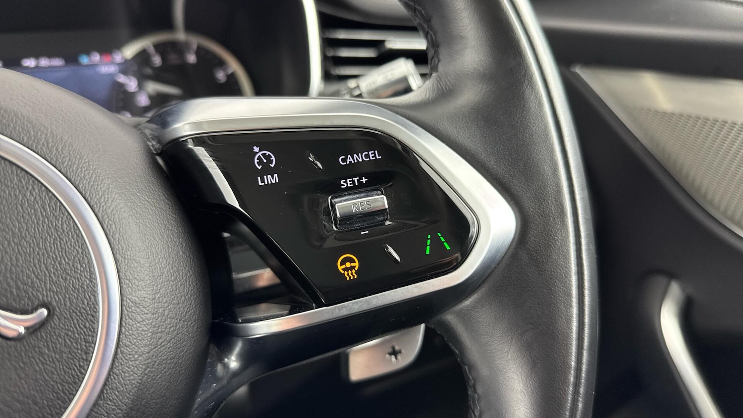 Used Jaguar F-Pace 2022 for sale - 78085741: Photo 29