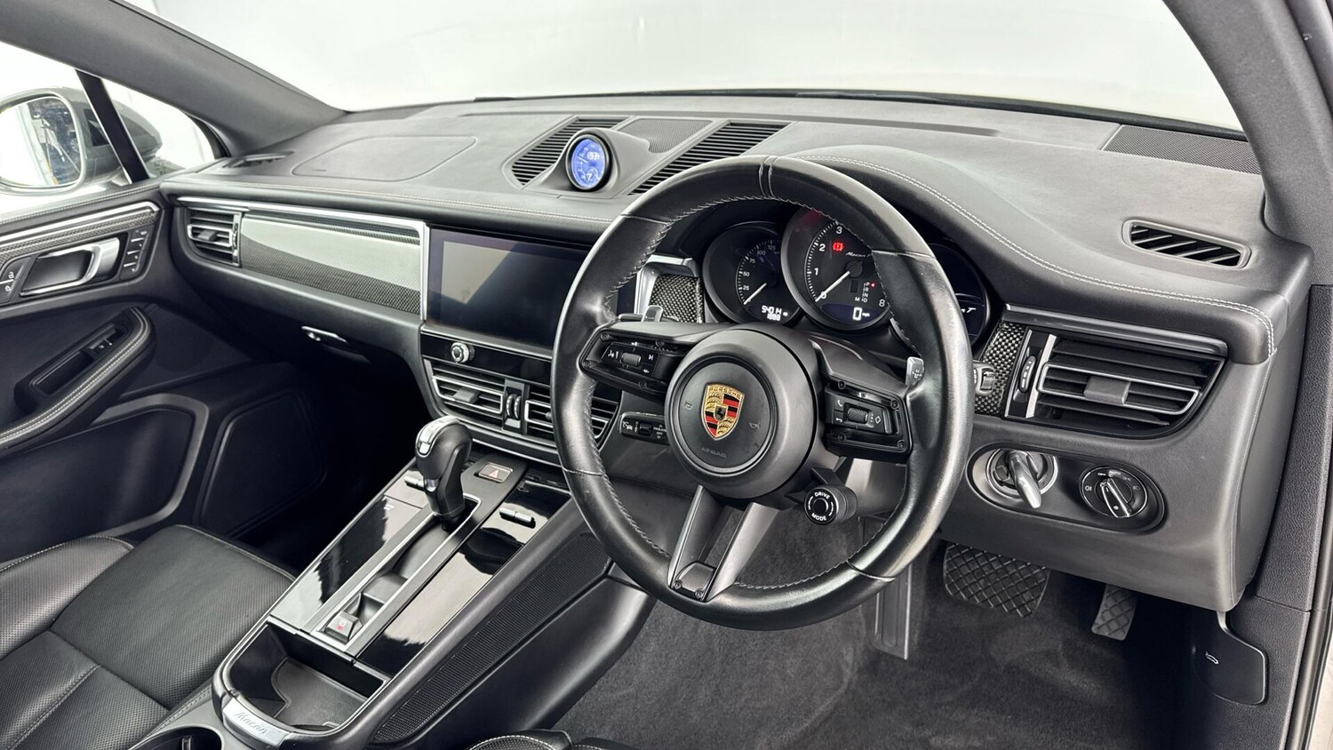 Used Porsche Macan 2023 for sale - 78099816: Photo 10