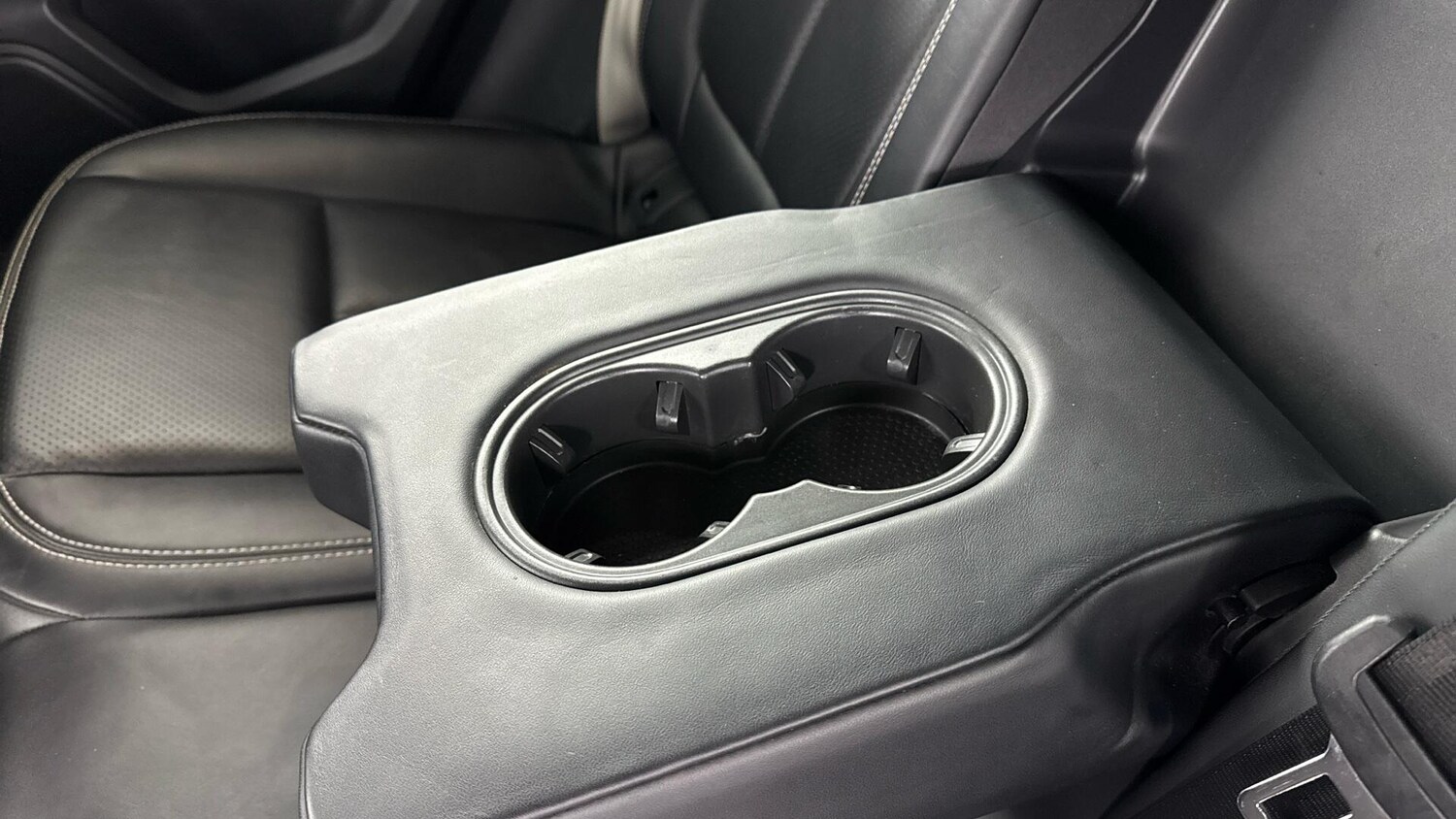 Used Porsche Macan 2023 for sale - 78099816: Photo 17