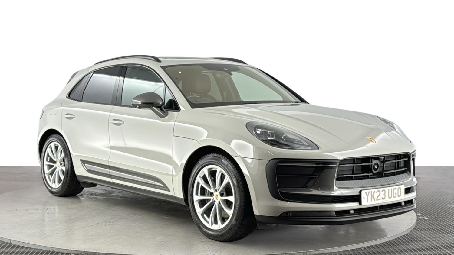 Used Porsche Macan 2023 for sale - 78099816: Photo 2