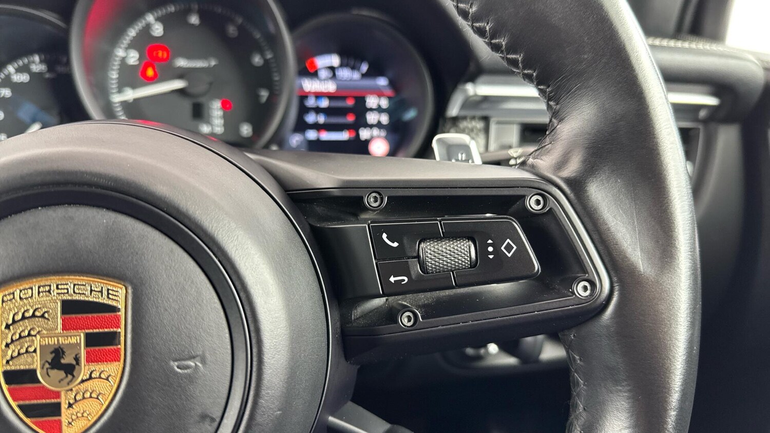 Used Porsche Macan 2023 for sale - 78099816: Photo 26