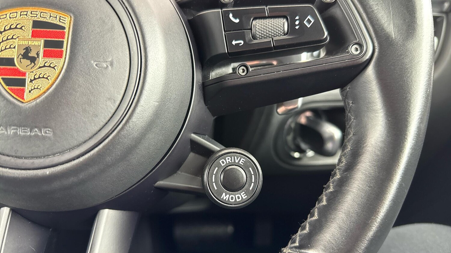 Used Porsche Macan 2023 for sale - 78099816: Photo 38