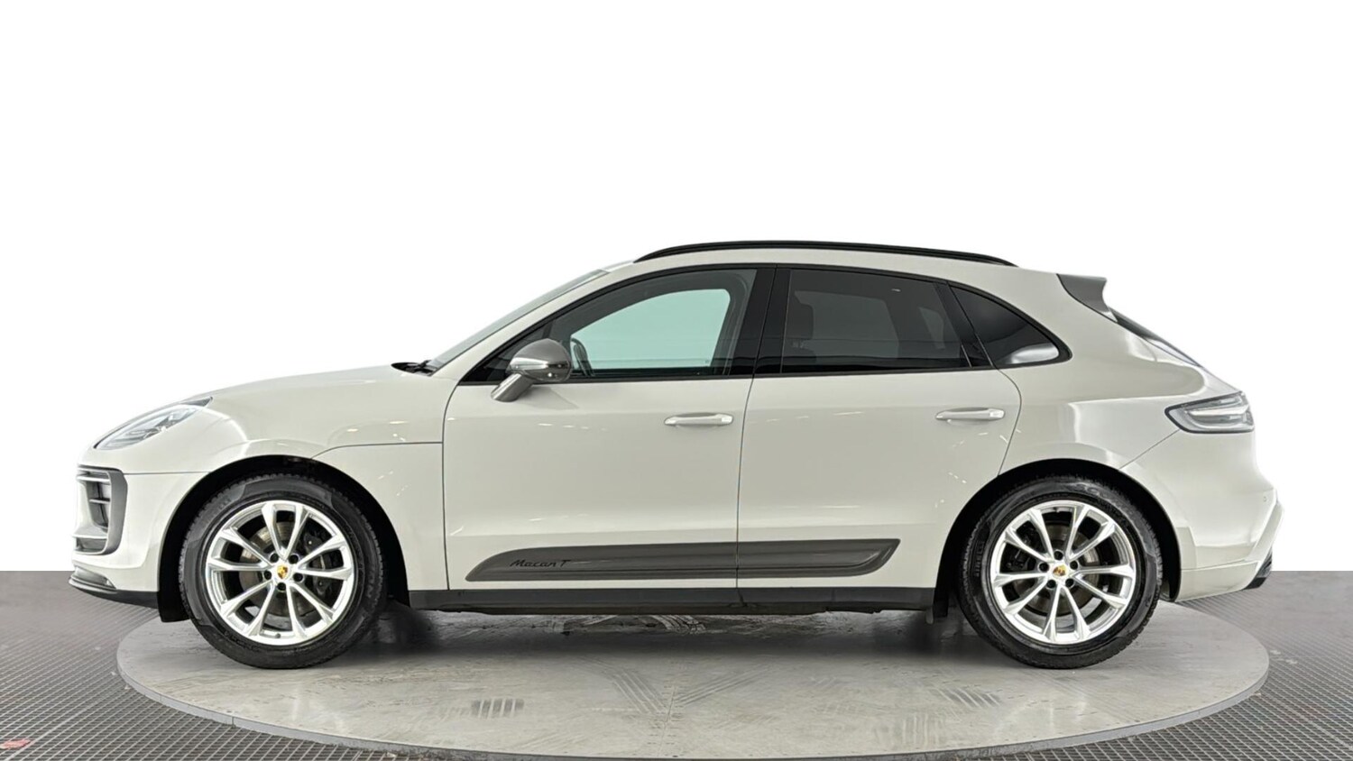 Used Porsche Macan 2023 for sale - 78099816: Photo 7