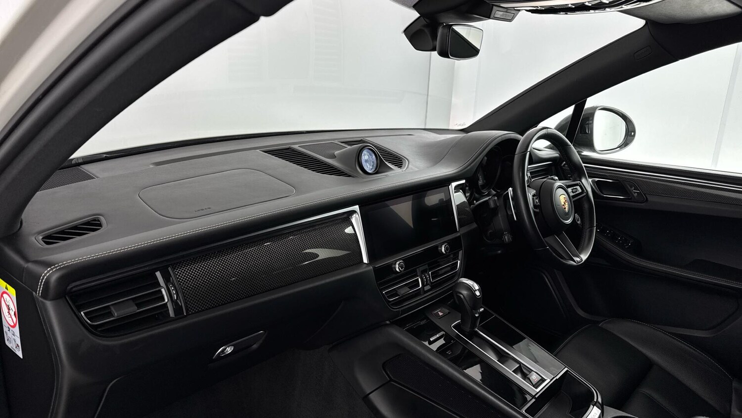 Used Porsche Macan 2023 for sale - 78099816: Photo 9