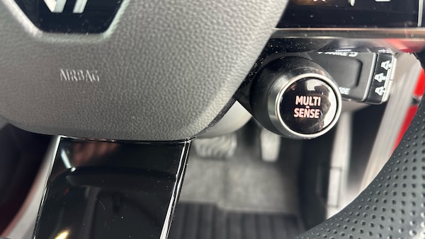 Used Renault Megane 2025 for sale - 76040339: Photo 24