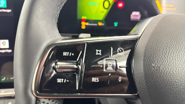 Used Renault Megane 2025 for sale - 76040339: Photo 54