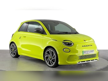 Used Abarth 500 2023 for sale - 76252530: Photo 2