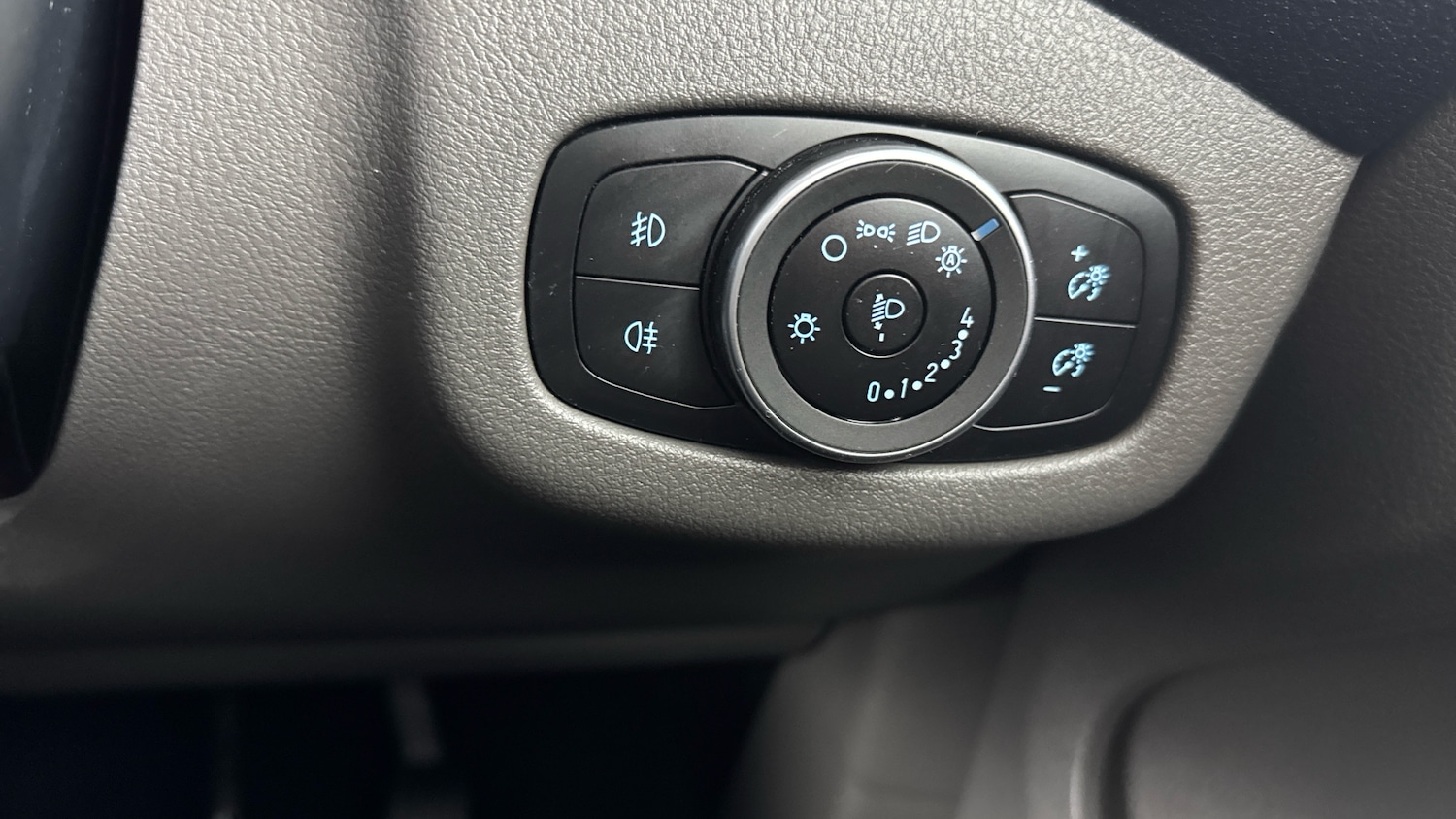 Used Ford Grand Tourneo Connect 2022 for sale - 76148691: Photo 57