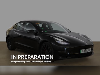 Tesla - Model 3