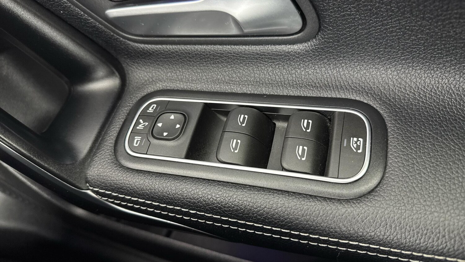 Used Mercedes-Benz A-Class 2021 for sale - 78034833: Photo 23