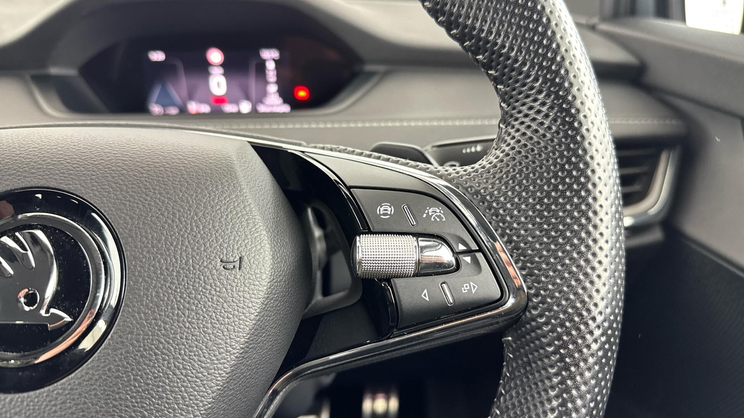 Used Skoda Enyaq 2022 for sale - 77468925: Photo 19